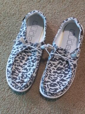 HEY DUDE Wendy - Woven Cheetah Grey Womens Sz.7
